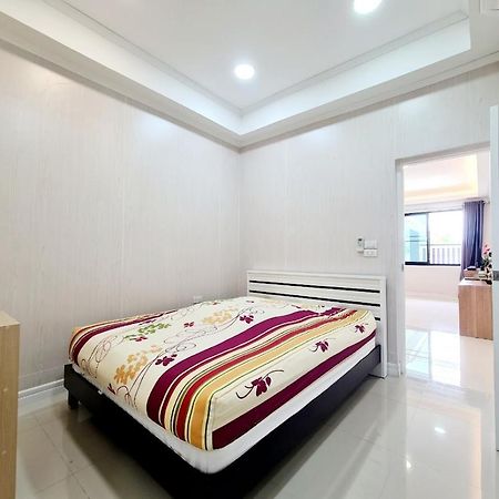 Baan Sasithorn Huahin Villa Bagian luar foto