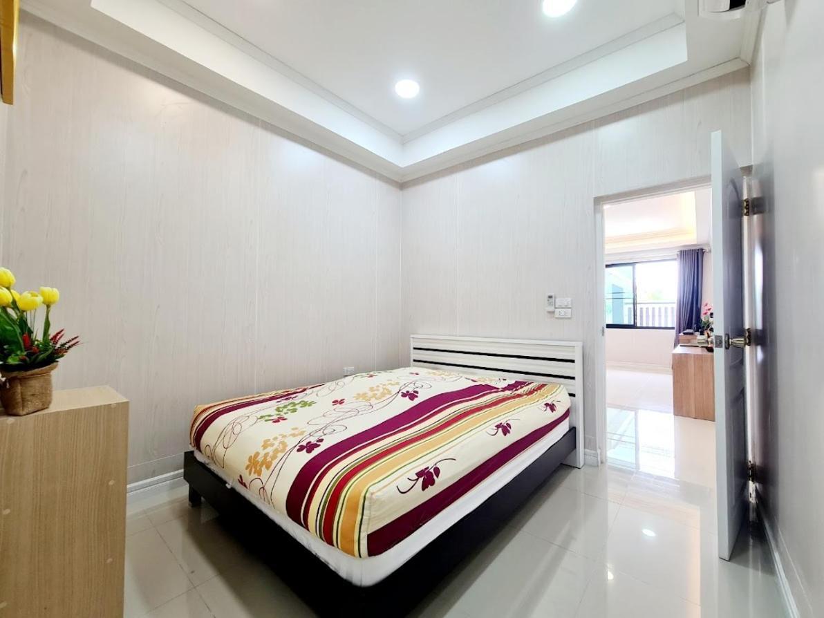 Baan Sasithorn Huahin Villa Bagian luar foto
