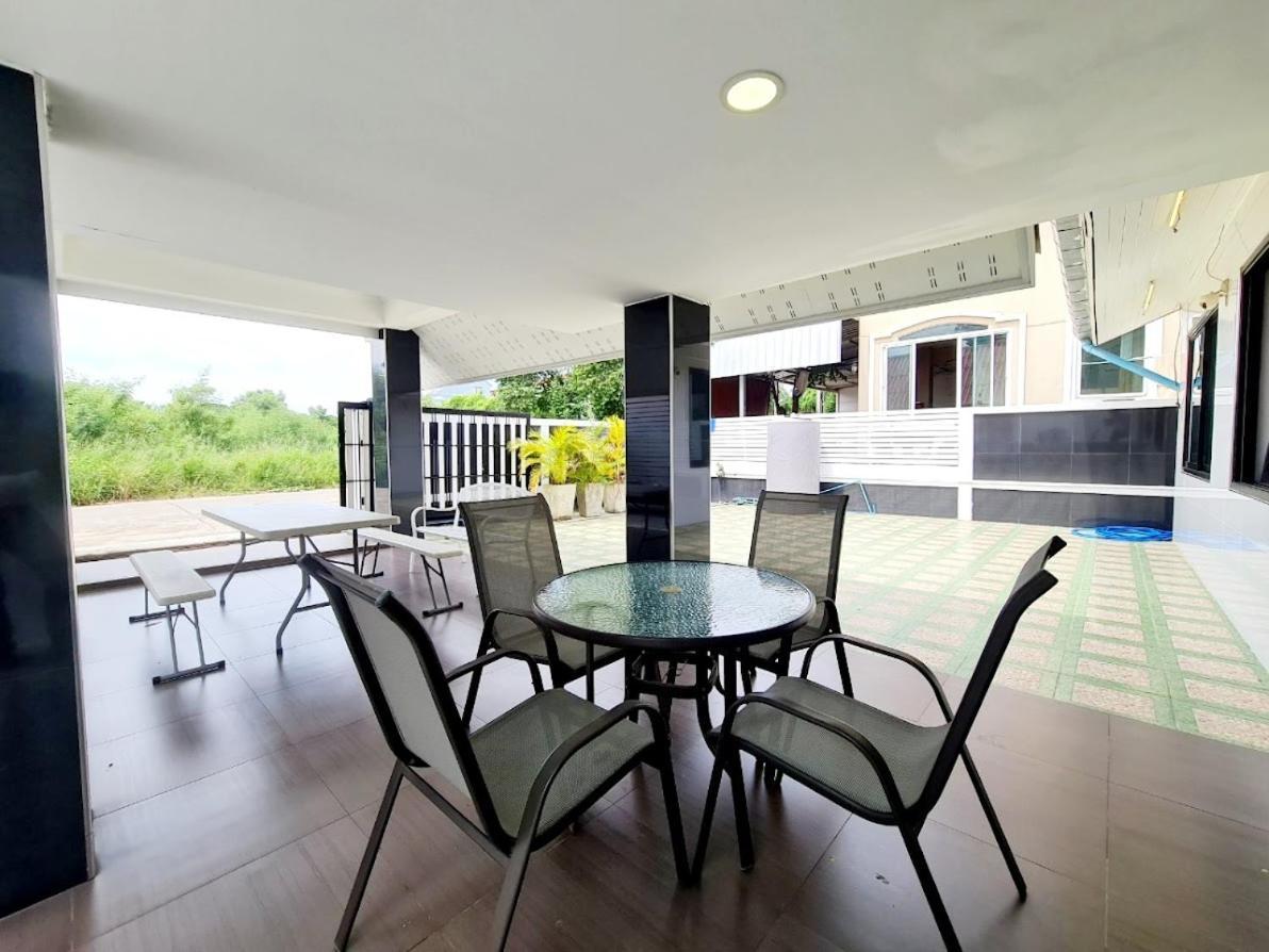 Baan Sasithorn Huahin Villa Bagian luar foto